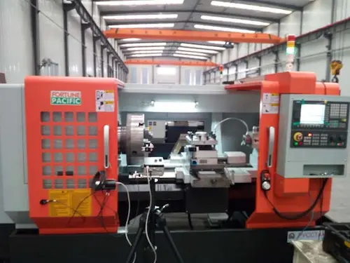 PT350 Oil Country Pipe Threading CNC Lathe
